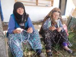 Köyde yaşama sevdas: Vursan dizim çıkarsan gözüm