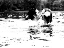 Aşk her şeye değmezmiş. Kim bilir belki de gerçekten değmez