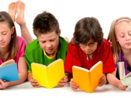 Çocuklar kitap okumaya ne zaman başlamalı?