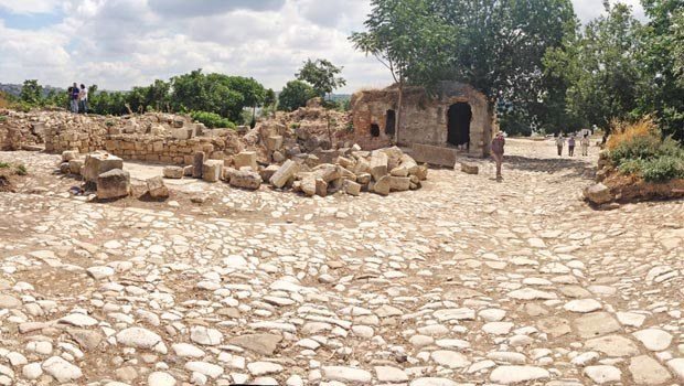 Bathonea kazıları