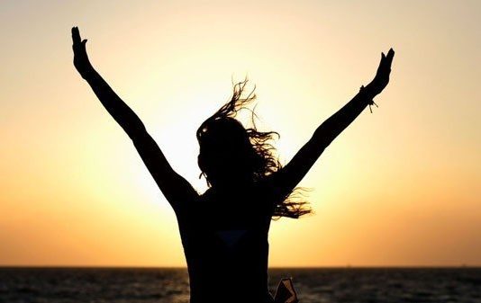 Bugün Milyarlarca İnsan Mutluluğu Arıyor