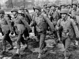 savaş meydanındaki piyonlar