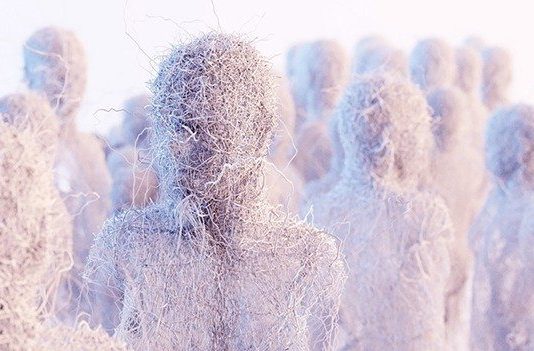 Kitabın Esrarı: Elçi ve İlah