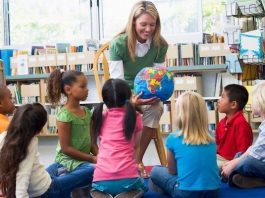 Bir öğretmenim olsun sevgiyle dolu, heyecanla dolu...