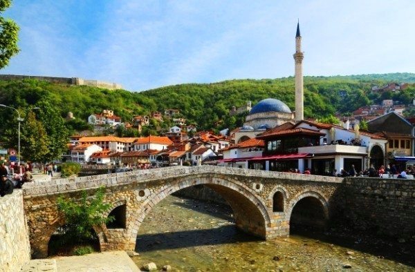 prizren taş köprü kosova