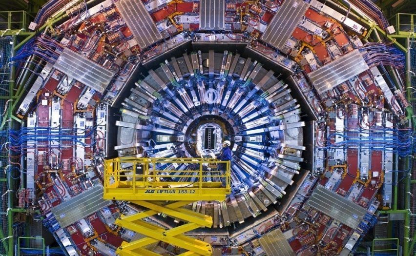 Büyük Hadron Çarpıştırıcısı ve Artan Veri Miktarı CERN nükleer araştırma merkezi