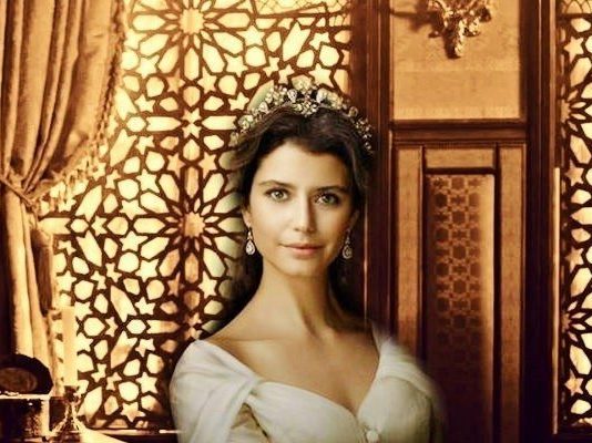 beren saat muhteşem yüzyıl kösem sultan kimdir