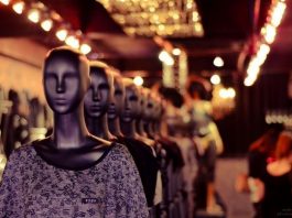 kimlik türü moratoryum tek tip insan modeli