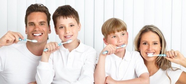 Anne babalara çocukların diş bakımı için 4 öneri diş hekimi
