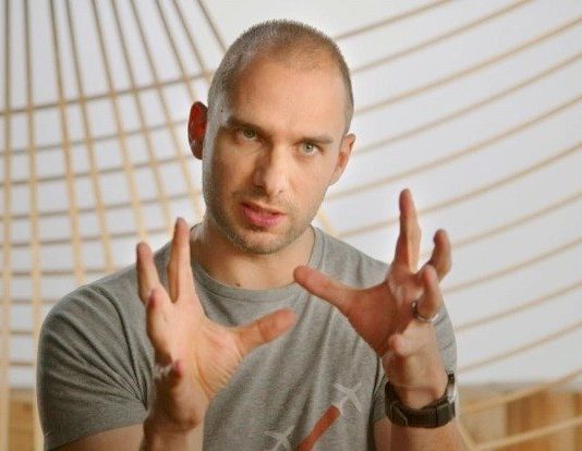 facebook google dizaynır tasarımcı jonah jones istanbul