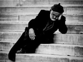 insanın yalnızlığı hüzün insan ne yapıyor