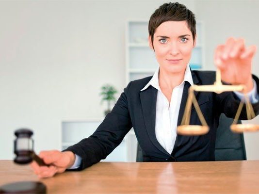 Türkiye'de kadınların adaletin tecelli edeceğine inancı devam ediyor mu? Kadınların hakları ve onurları onlara ne zaman teslim edilecek?