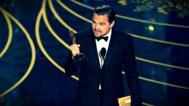 23 yıldır Oscar bekleyen Leonardo DiCaprio, The Revenant filmindeki rolüyle 88. Akademi Ödülleri'ne En İyi Erkek Oyuncu Oscar'ını aldı. 