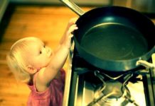 Yanık durumunda ilk yardım müdahalesi nasıl yapılır? Yanık şikayetleri hastanelerin acil servislerine başvuruların önemli bir kısmını oluşturuyor. Yanık durumunda yapılması gereken ilkyardım nedir?