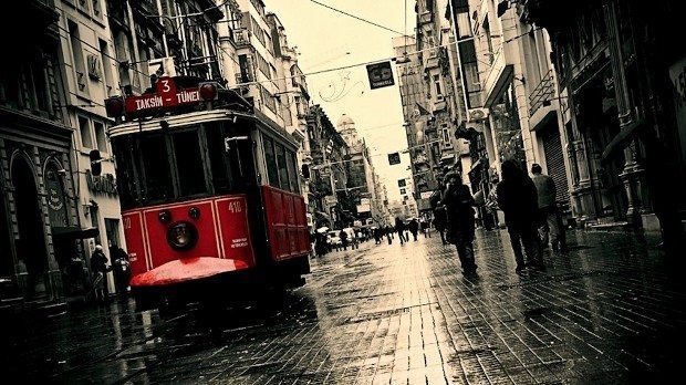 istanbul terör alarmı istiklal caddesi patlama taksim