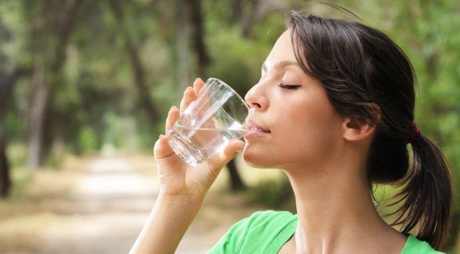 su içmenin faydaları kimler daha çok su içmeli
