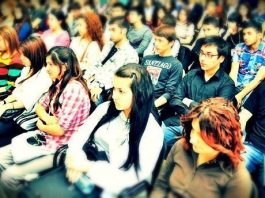 Diplomalı işsiz gençlerin yüzde 90'ının morali bozuk. Çözüm ise deneyim kazanma ve iş bulmaya destekte!..