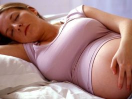 Hamilelikte sürekli değişen ağırlık merkezi ve kilo almaya bağlı olarak bel, sırt, bacak ve boyun ağrıları yoğun bir şekilde artıyor. Bu durumu hafifletmenin yolu doğru beslenme ve düzenli egzersizden geçiyor.