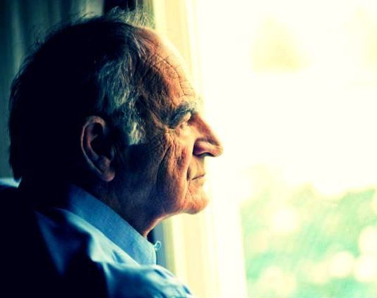 İstatistiklere göre dünyada genelinde intihar oranlarında gençlerin oranı daha yüksek. Türkiye'de ise daha çok yaşlı nüfusta intihar vakalarına rastlanıyor. En önemli intihar sebebi ise depresyon!..