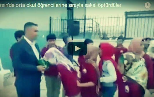 öğrencilere sakal kavanozunu öptürdüler