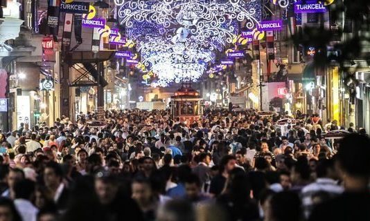 Onlar ümidin düşmanı; Umudumuzu yitirmeden bir arada olmalıyız!