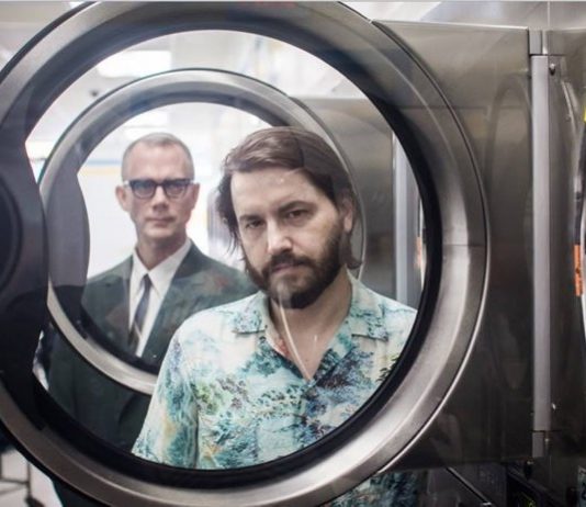 Matmos: Aşmış adamlar ve çamaşır makineleri