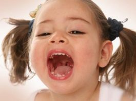 Çocuklarda bademcik ve büyüyen geniz eti problemleri