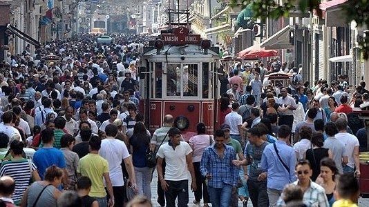 Halkın istekleri, çıkarları devlet nezdinde öncelikli olmalıdır. "Birey, devlet için mi; yoksa devlet, birey için mi?" sorusunda...
