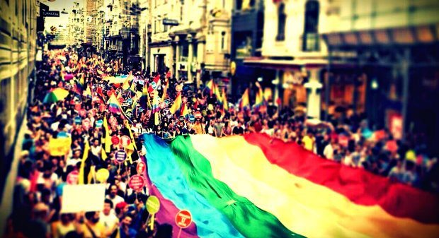 LGBTİ Onur Yürüyüşü'ne Valilik engeli