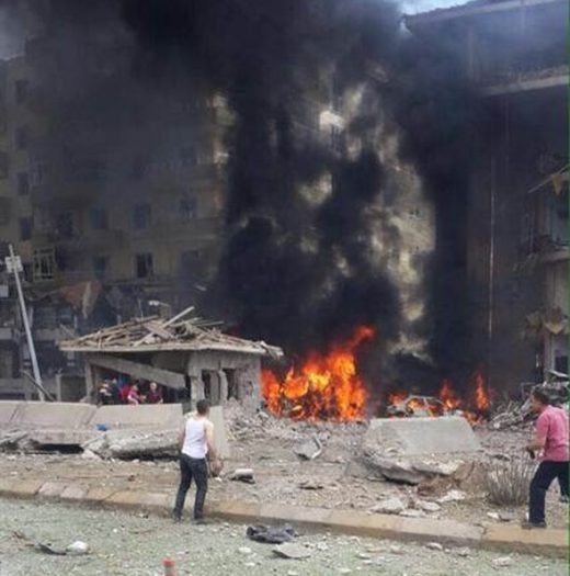 Mardin Midyat'ta Emniyet Müdürlüğü'ne bombalı araçla saldırı