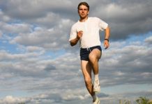 Sıcak yaz mevsiminde hangi spor aktiviteleri yapılabilir? Sıcak yaz mevsiminde hangi spor aktiviteleri yapılabilir?