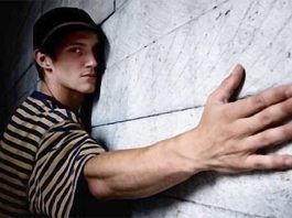 Umut dolu yarınlara koşan umutsuz gençlik