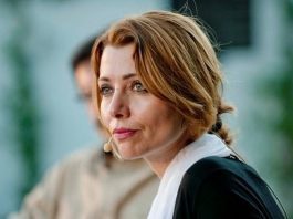 Elif Şafak, Uluslararası Man Booker Ödülü'nün 2017'deki jürisinde