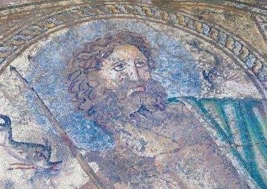 Adana Aigeai Antik Kenti'nde 'Poseidon' tasvirli mozaik bulundu