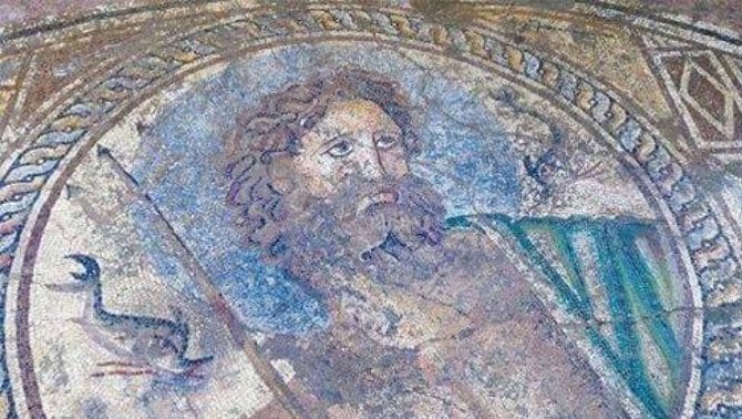 Adana Aigeai Antik Kenti'nde 'Poseidon' tasvirli mozaik bulundu