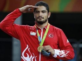 Rio Olimpiyatları: Taha Akgül'den Türkiye'ye altın madalya geldi