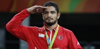 Rio Olimpiyatları: Taha Akgül'den Türkiye'ye altın madalya geldi