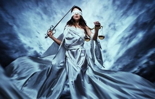 Astroloji: Bal böceği - Tavus kuşu ve Jüpiter Terazi