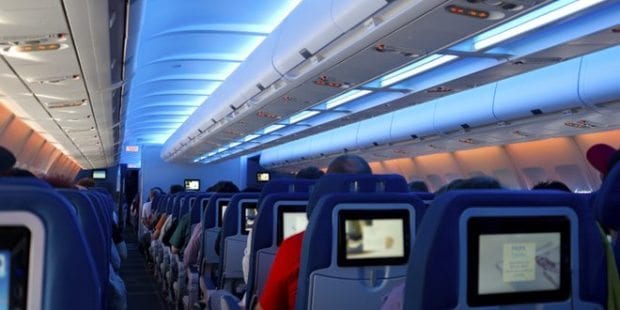 Uçakta nasıl rahat ve güvenli yolculuk yaparız?