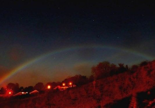 Aykuşağı: Nadir rastlanan doğa olayı