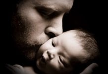 Bebeğe baba şefkati davranış bozukluğunu engelliyor