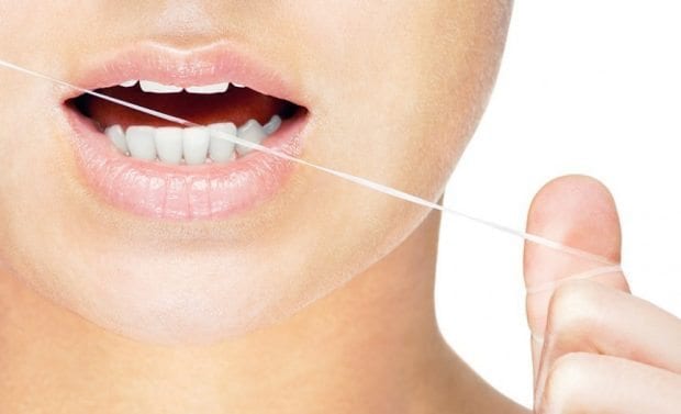 Diş protezi bakımı nasıl yapılmalı?
