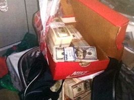 FETÖ'nün dolar dolu ayakkabı kutusu ve dikkat çeken şiir