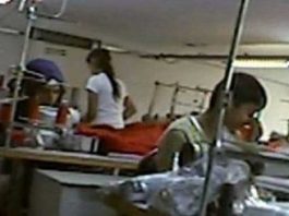 Ünlü tekstil mağazalarının üretimlerinde Suriyeli çocuklar çalıştırılıyor