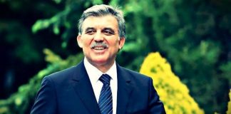 Abdullah Gül'ün yeni parti kuracağı iddiası gündeme oturdu. Ahmet Davutoğlu, Bülent Arınç, Ali Babacan, Mehmet Şimşek, Beşir Atalay gibi isimler geçiyor.