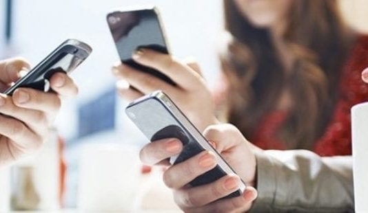 Ergenlikte internet bağımlılığı psikolojik soruna neden oluyor