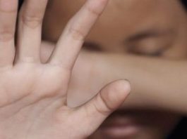 Erken yaşta cinsel ilişki depresyona sokuyor