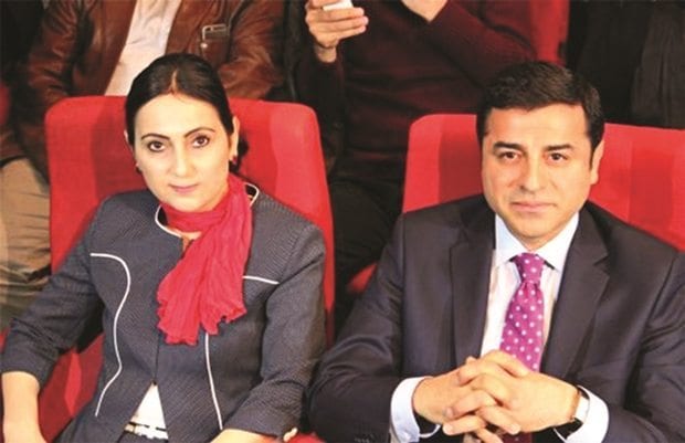 HDP'ye terör operasyonu: 12 HDP'li milletvekili gözaltında