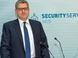 MI5: Rusya iş üzerinde, İngiltere için tehdit