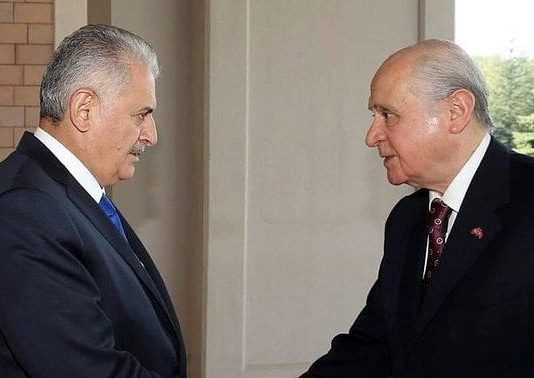 AKP'nin Devlet Bahçeli aşkı